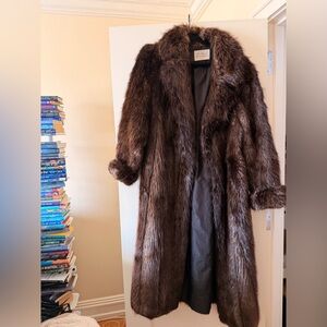 XL Vintage Canadian Beaver Fur Coat - Full Length, Genuine Heavyweight